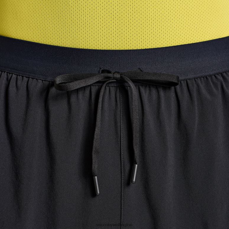 Saucony Men Outpace 7 2-in-1 Short Black 0066X389