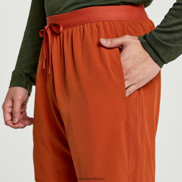 Saucony Men Outpace 7 2-in-1 Short Lava 0066X390