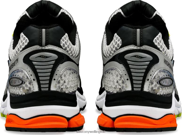 Saucony X Men Highsnobiety ProGrid Triumph 4 Silver Multi 0066X290