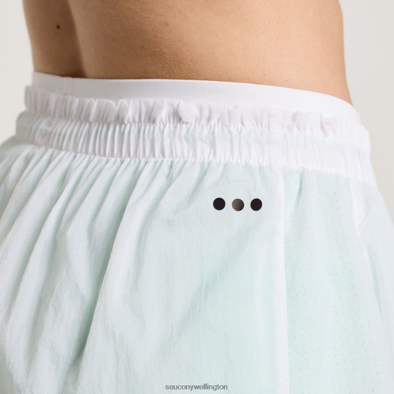 Saucony Women Elevate 4 2-in-1 Short White 0066X824