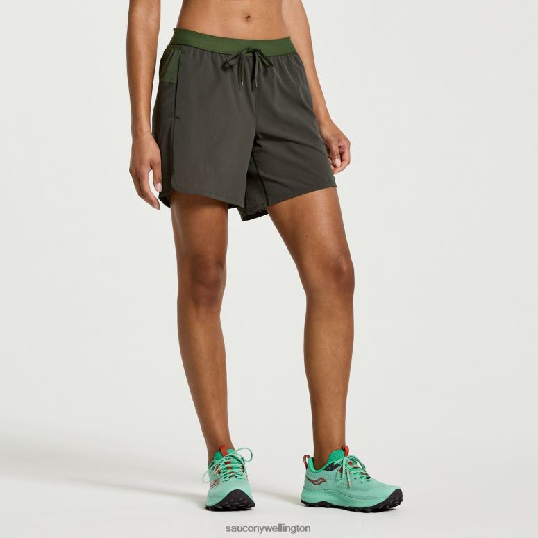 Saucony Women Explorer Utility 6 Short Climbing Ivy 0066X818
