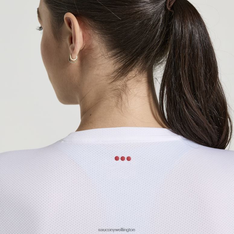 Saucony Women Stopwatch Graphic Short Sleeve White Graphic 0066X740